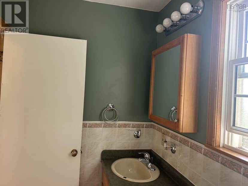 176 Green Street — photo 26 of 35