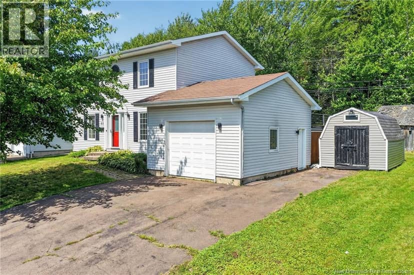 97 Old Oak Crescent — photo 1 of 40