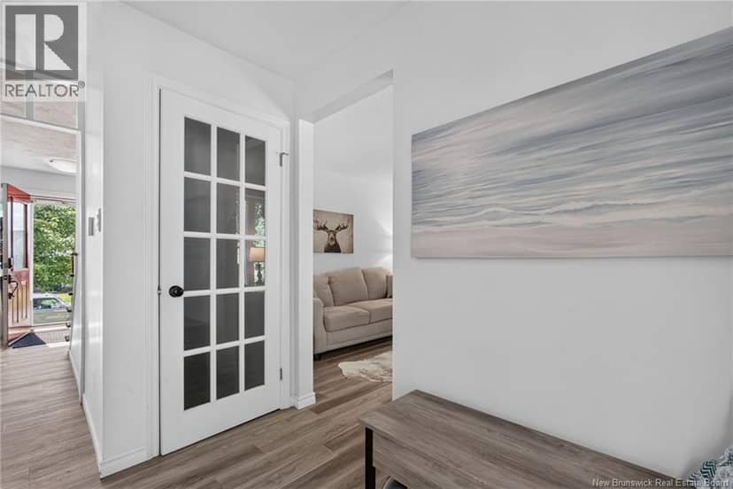 97 Old Oak Crescent — photo 17 of 40