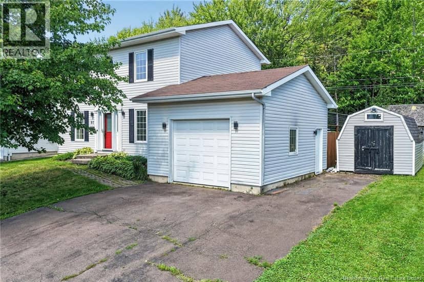 97 Old Oak Crescent — photo 3 of 40