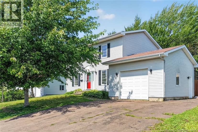 97 Old Oak Crescent — photo 8 of 40