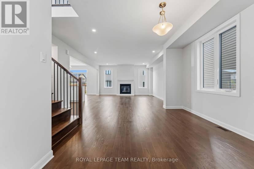 920 Locomotion Lane — photo 4 of 40