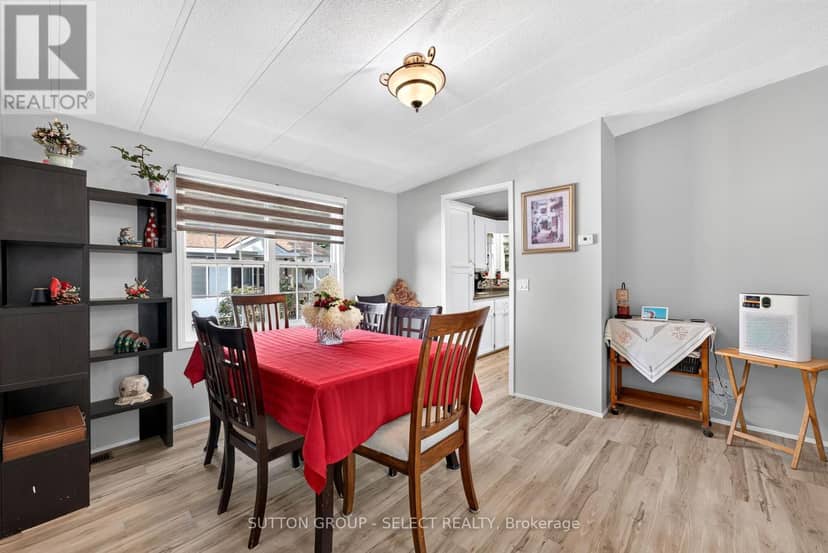 11 Huron Lane — photo 13 of 40