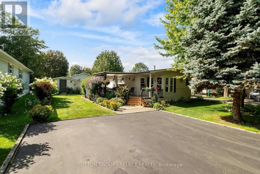 11 Huron Lane — photo 3 of 40
