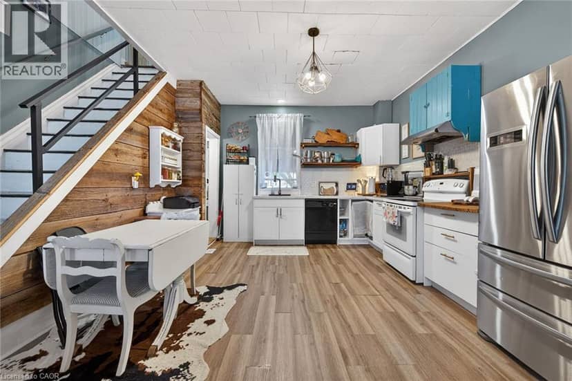 18 KING Street Unit# A&B — photo 9 of 40