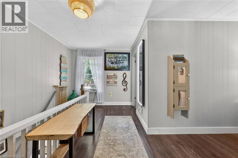 18 KING Street Unit# A&B — photo 20 of 40
