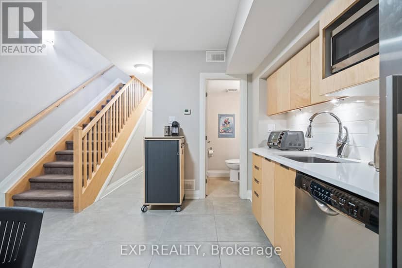 360 Ravenhill Avenue E — photo 34 of 39