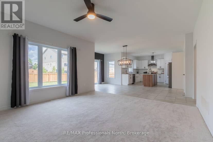75 Eaglecrest Avenue — photo 13 of 40