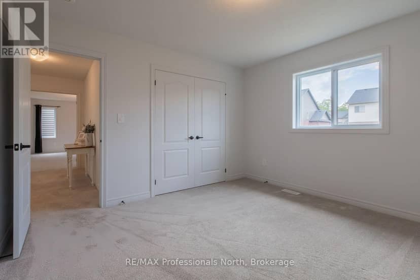 75 Eaglecrest Avenue — photo 25 of 40