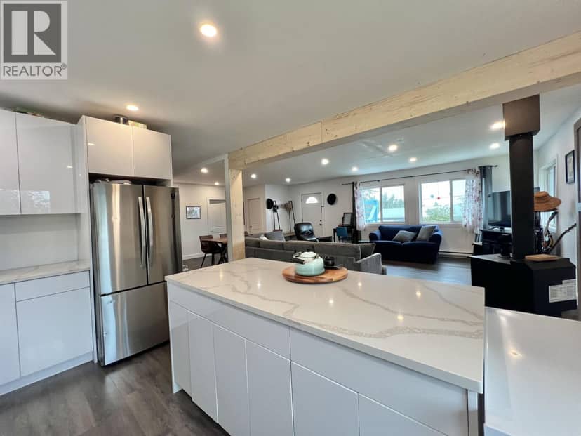 743 EVERGREEN DRIVE, Port Edward, photo 5