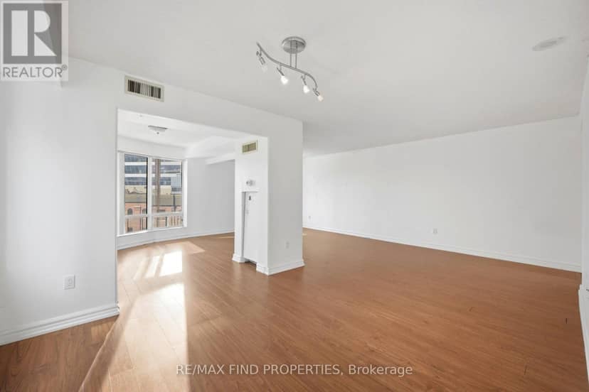 1203 - 33 University Avenue — photo 15 of 39