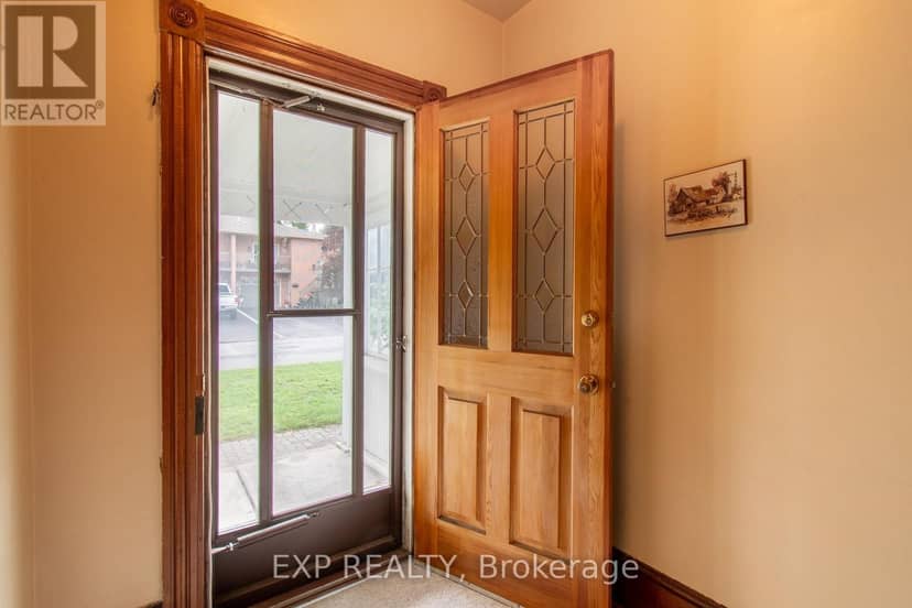 40 Marcus Street — photo 10 of 28