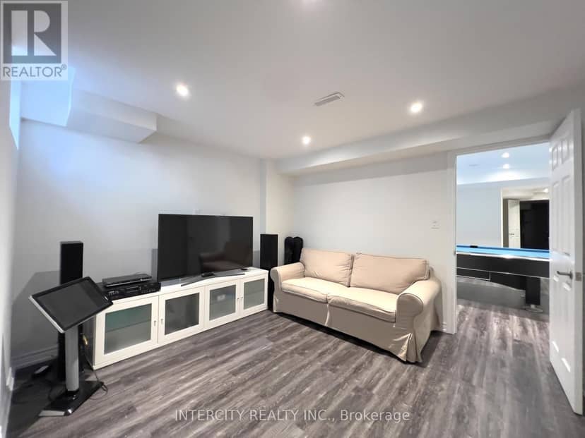 45 Lady Loretta Lane — photo 12 of 17