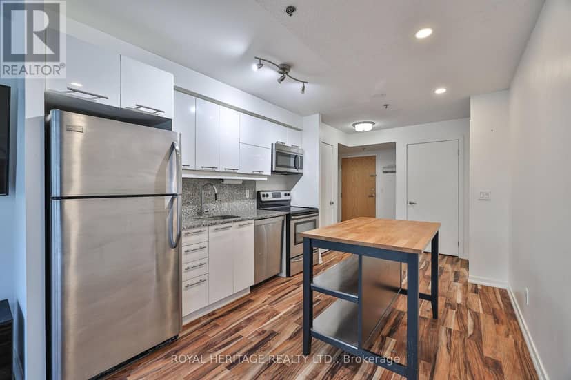104 - 38 Joe Shuster Way, Toronto, photo 2
