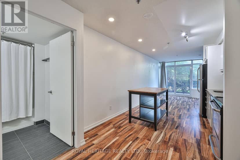 104 - 38 Joe Shuster Way, Toronto, photo 4