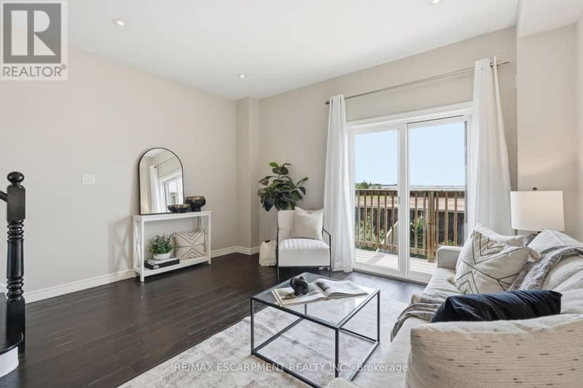 31 Edenrock Drive — photo 13 of 40