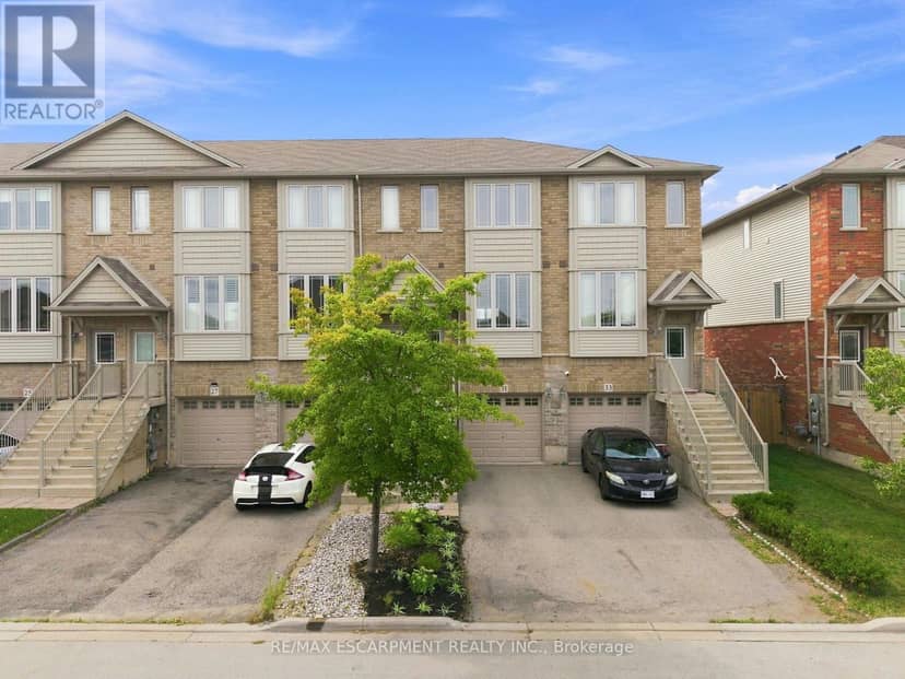 31 Edenrock Drive, Hamilton, photo 2