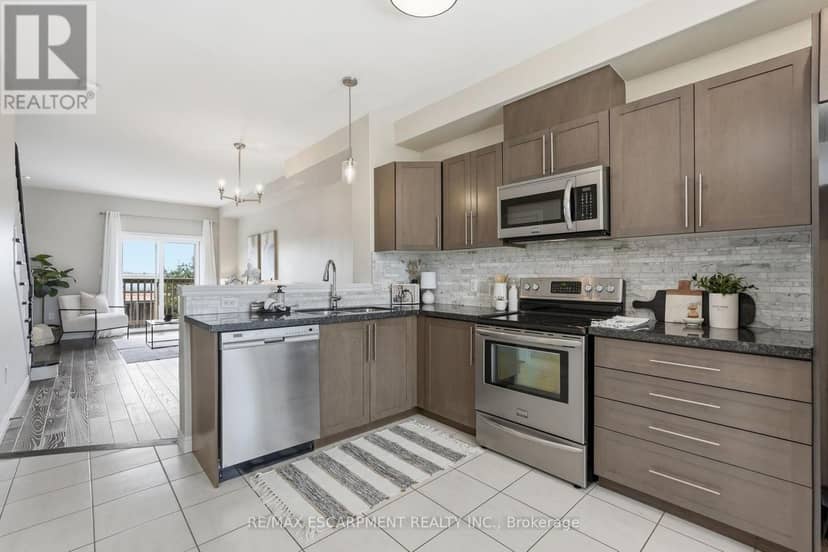 31 Edenrock Drive, Hamilton, photo 7