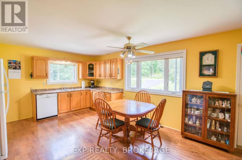 2677 Ardoch Road — photo 11 of 40