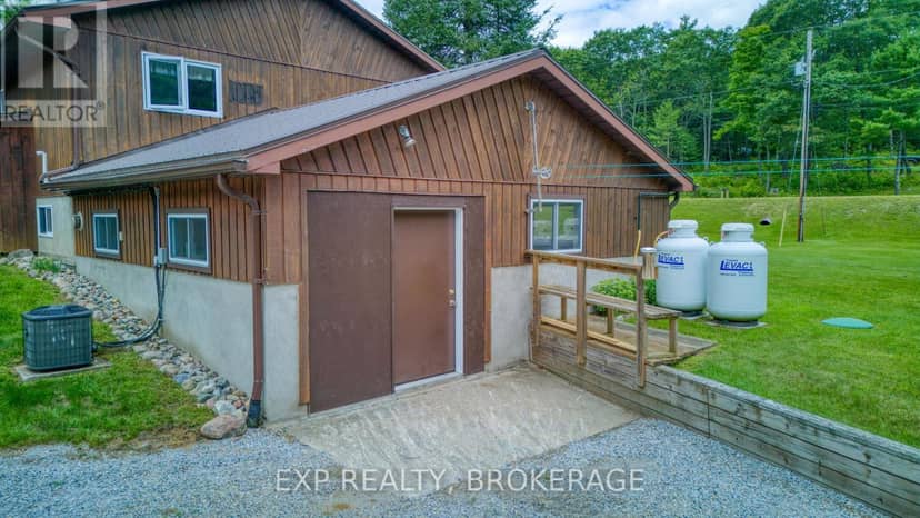 2677 Ardoch Road — photo 7 of 40