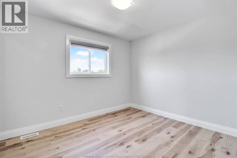 1844 Meighen Road — photo 14 of 26