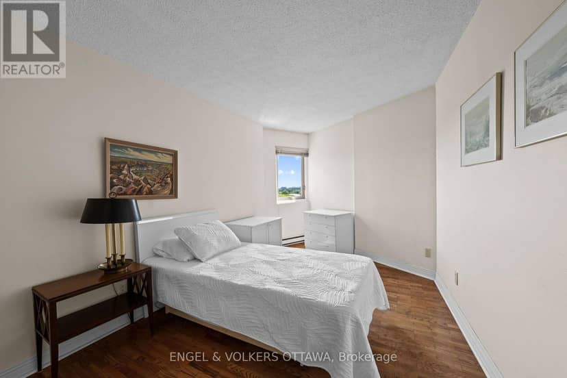 801 - 555 Wilbrod Street — photo 28 of 38