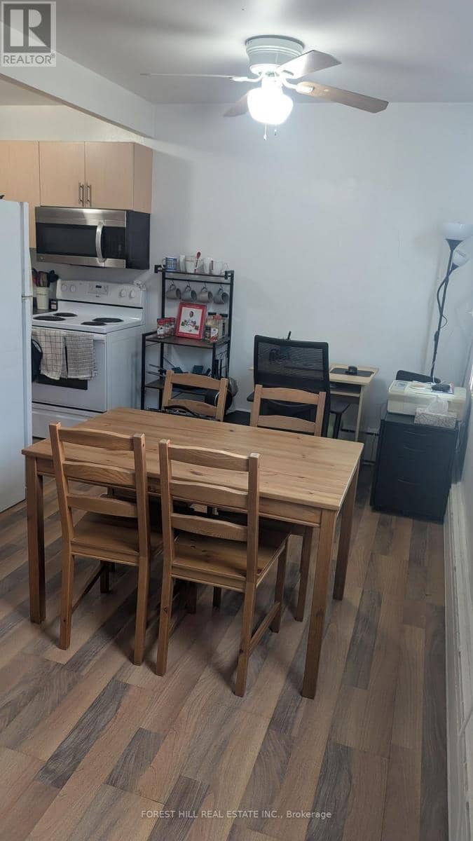 305 - 55 Neptune Drive, Toronto, photo 4