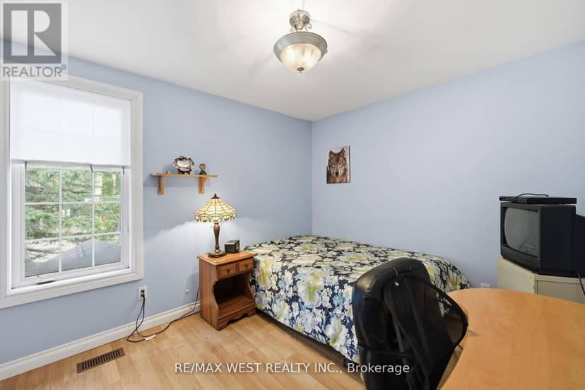 4 Coryell Street — photo 12 of 19