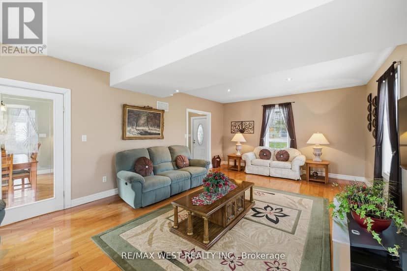 4 Coryell Street — photo 8 of 19