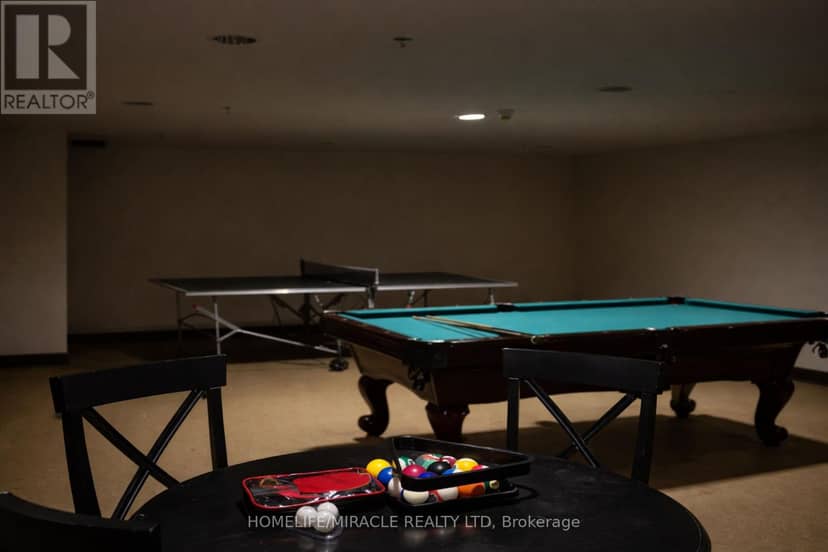 5K - 8 Rosebank Drive — photo 11 of 13