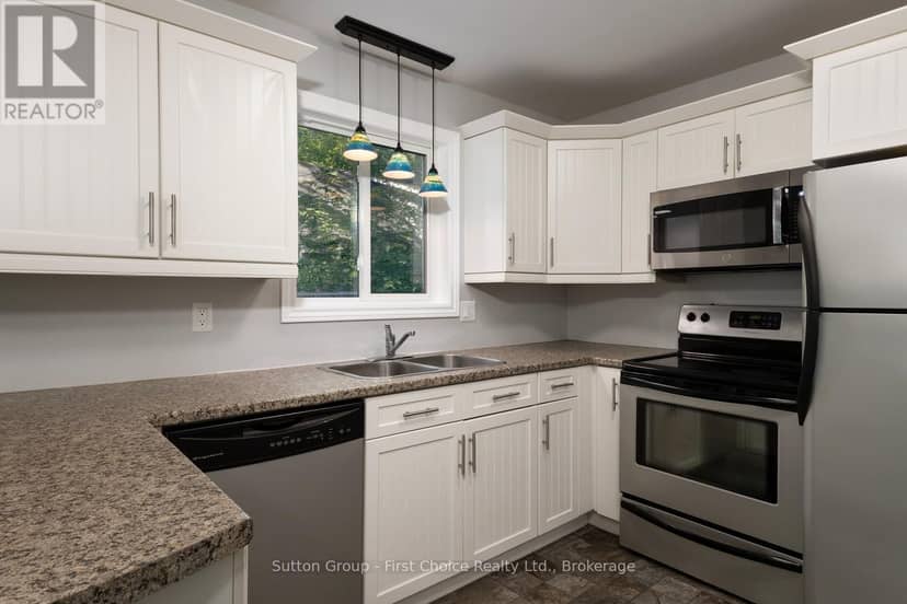 10287 Christie Boulevard — photo 13 of 40
