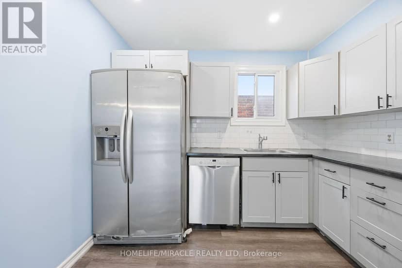 839 Mountain Ash Road — photo 8 of 30
