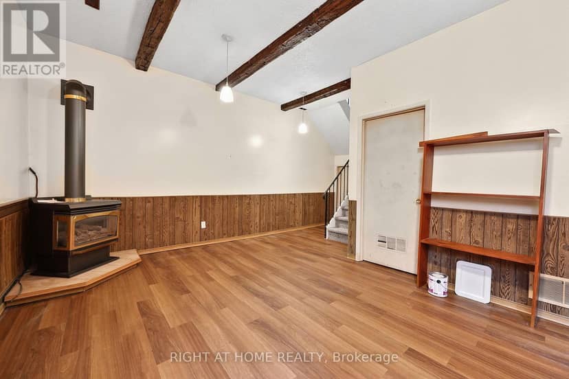 9 - 237 Steel Street — photo 33 of 40