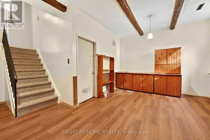 9 - 237 Steel Street — photo 32 of 40