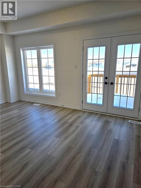 14 ELSEGOOD Drive — photo 3 of 11