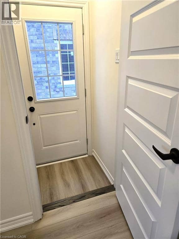 14 ELSEGOOD Drive — photo 7 of 11