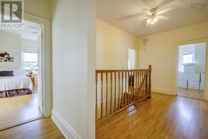 111 Montague Row — photo 23 of 40