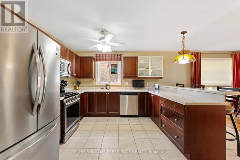 74 Ruffet Drive, Barrie, photo 8