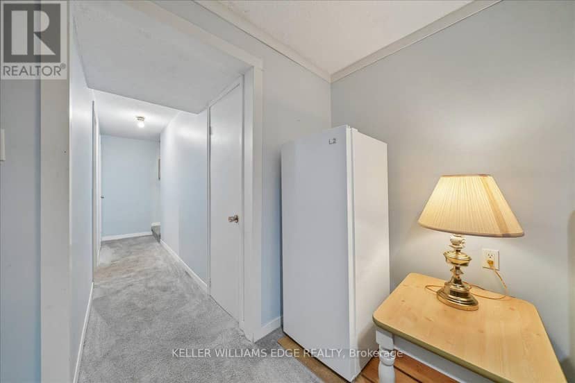 2320 Middlesmoor Crescent — photo 29 of 40