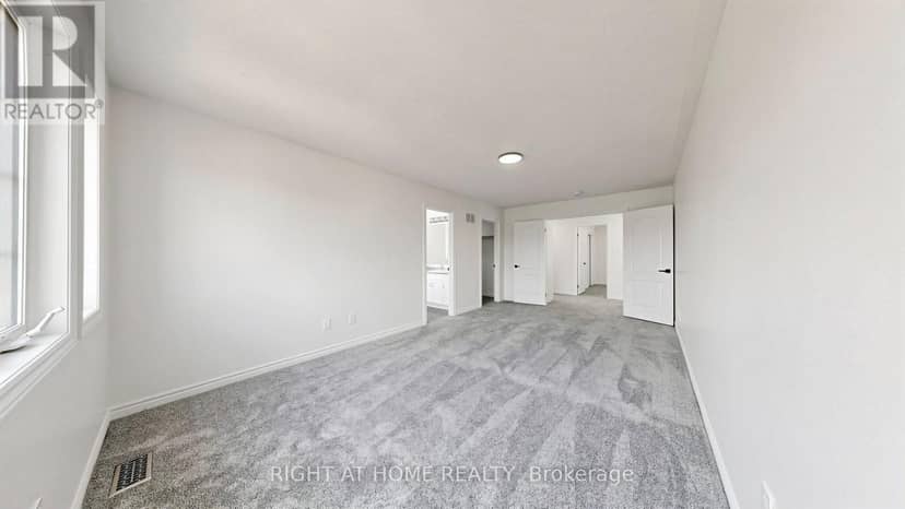 951 Adams Avenue S — photo 15 of 36