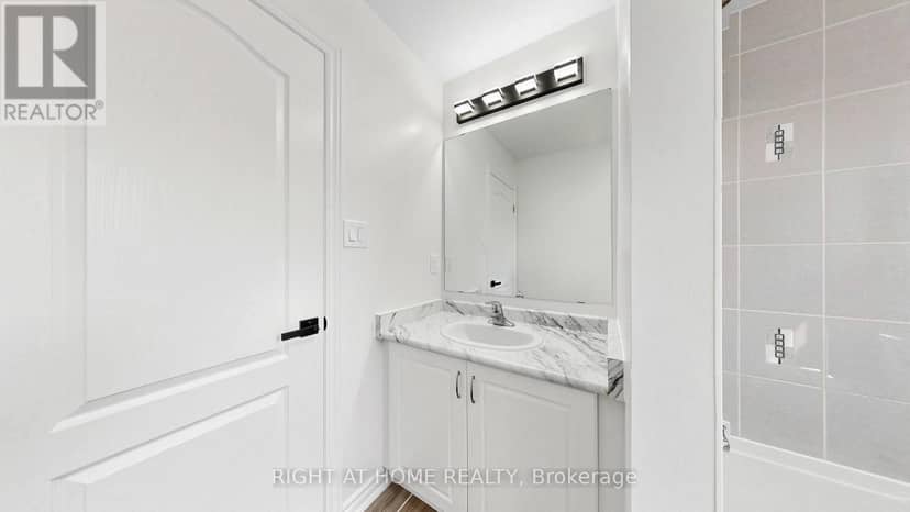 951 Adams Avenue S — photo 28 of 36