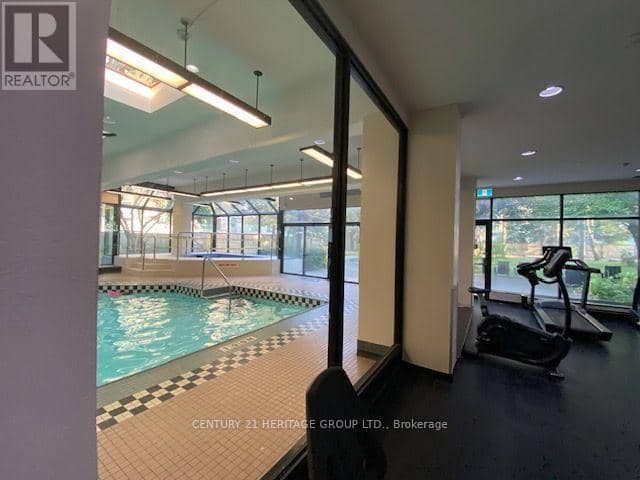 1204 - 7 Bishop Avenue — photo 20 of 24