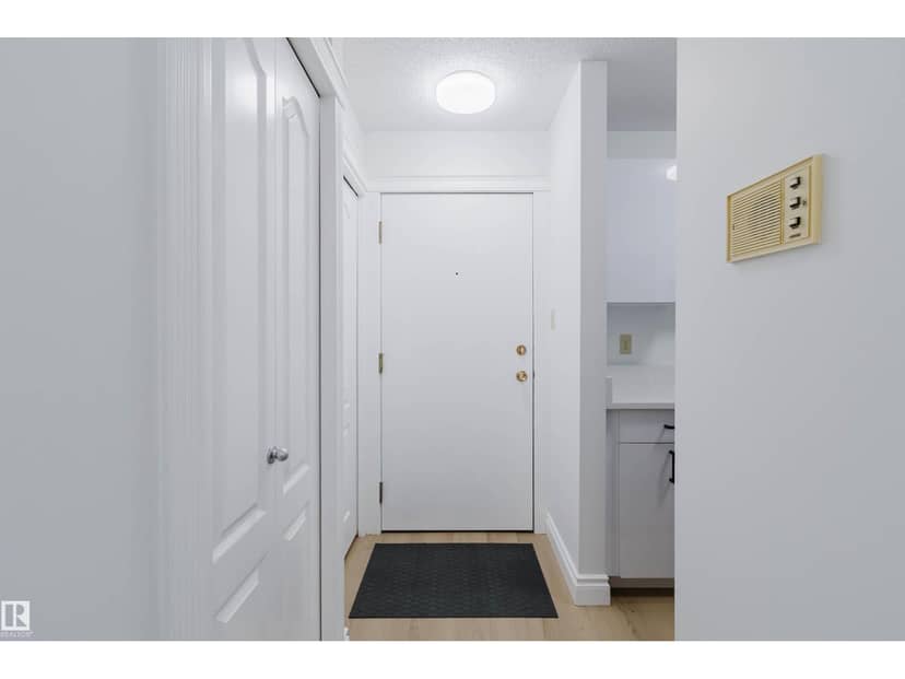 #106 10520 80 AV NW, Edmonton, photo 4