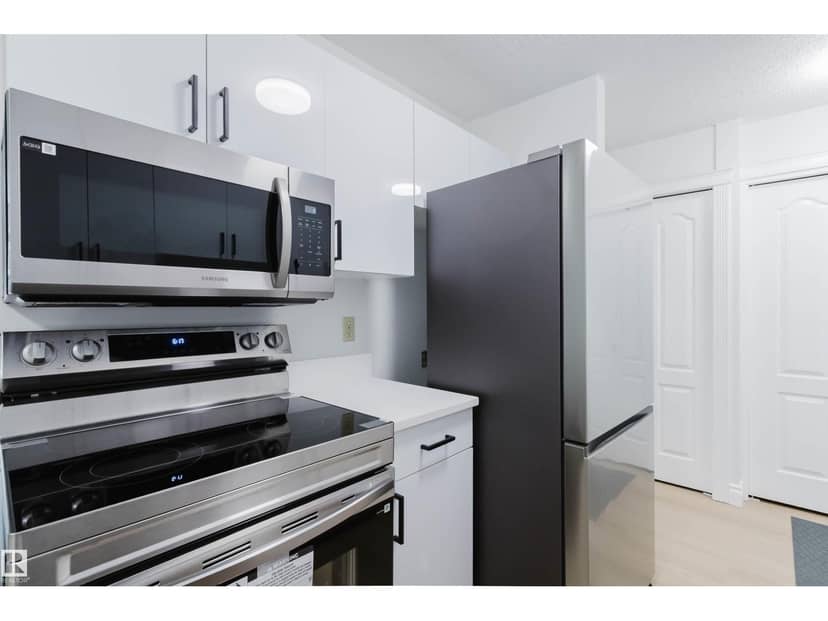 #106 10520 80 AV NW — photo 9 of 25