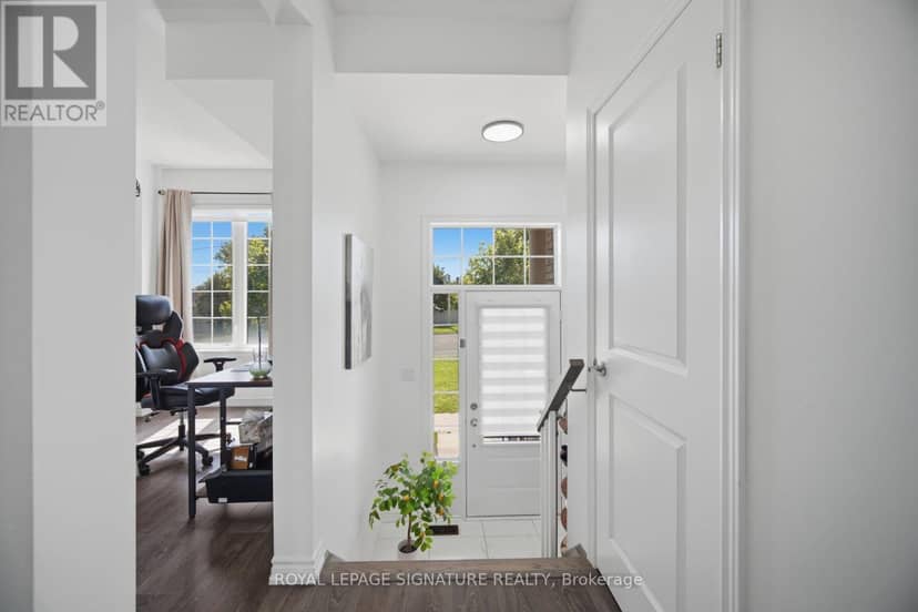 3 Kingfisher Way — photo 4 of 35