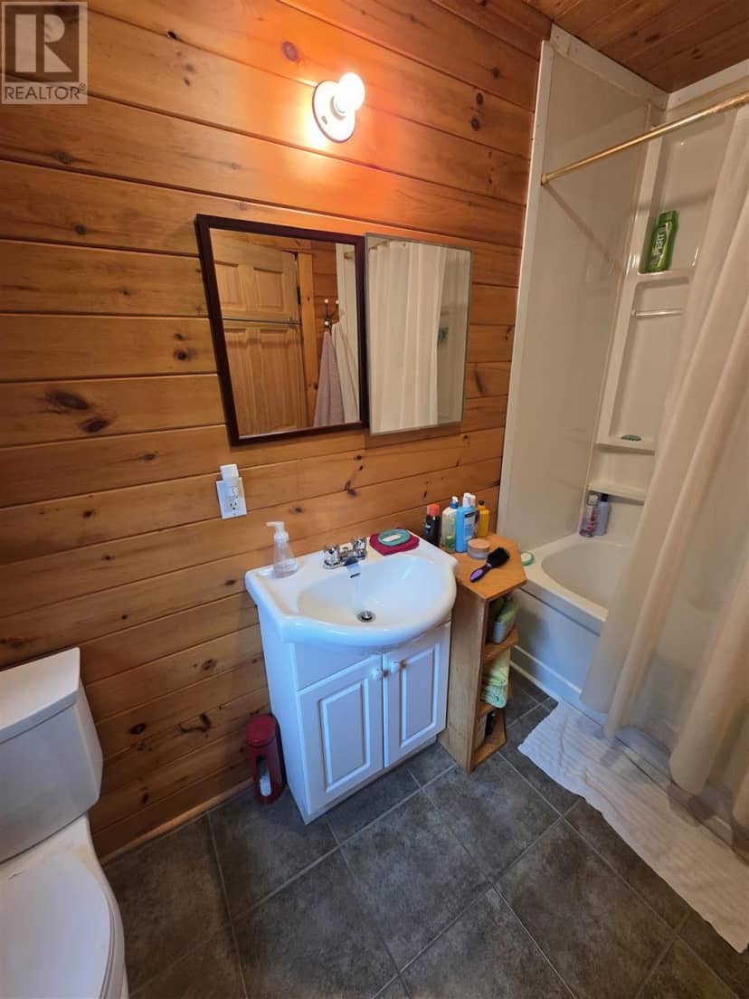 5377 Ellwood BLVD — photo 25 of 33