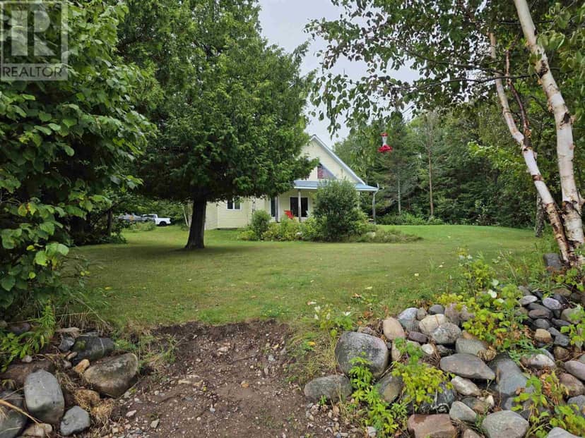5377 Ellwood BLVD, Hilton, photo 3