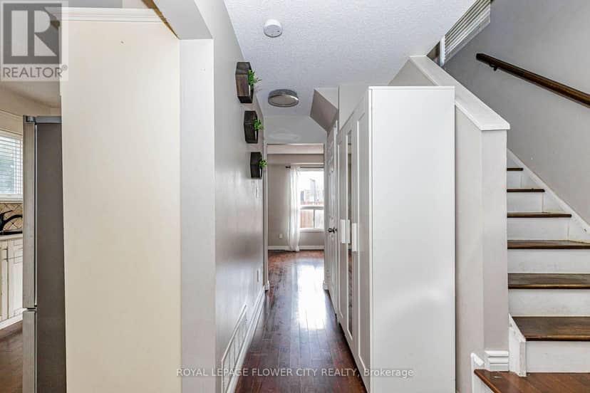 22 Wallingford Court — photo 7 of 40
