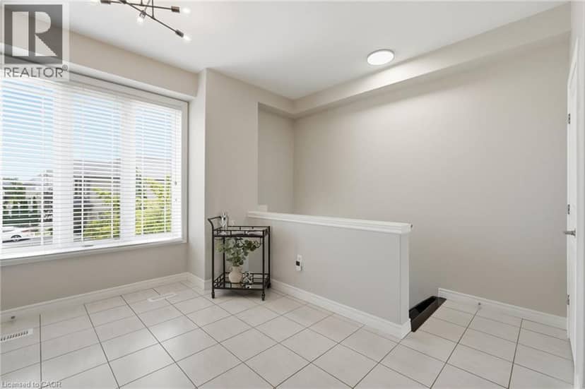 31 EDENROCK Drive, Stoney Creek, photo 3