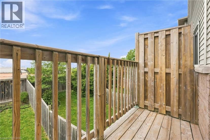31 EDENROCK Drive — photo 15 of 40